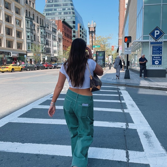 Meet your Posher, Mary - Picture 5 of 7